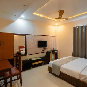 Kiaara Hotel